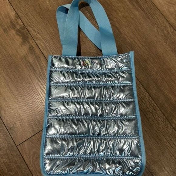 Marc Jacobs Perfect  Plush Travel Bag - Picture 1 of 7